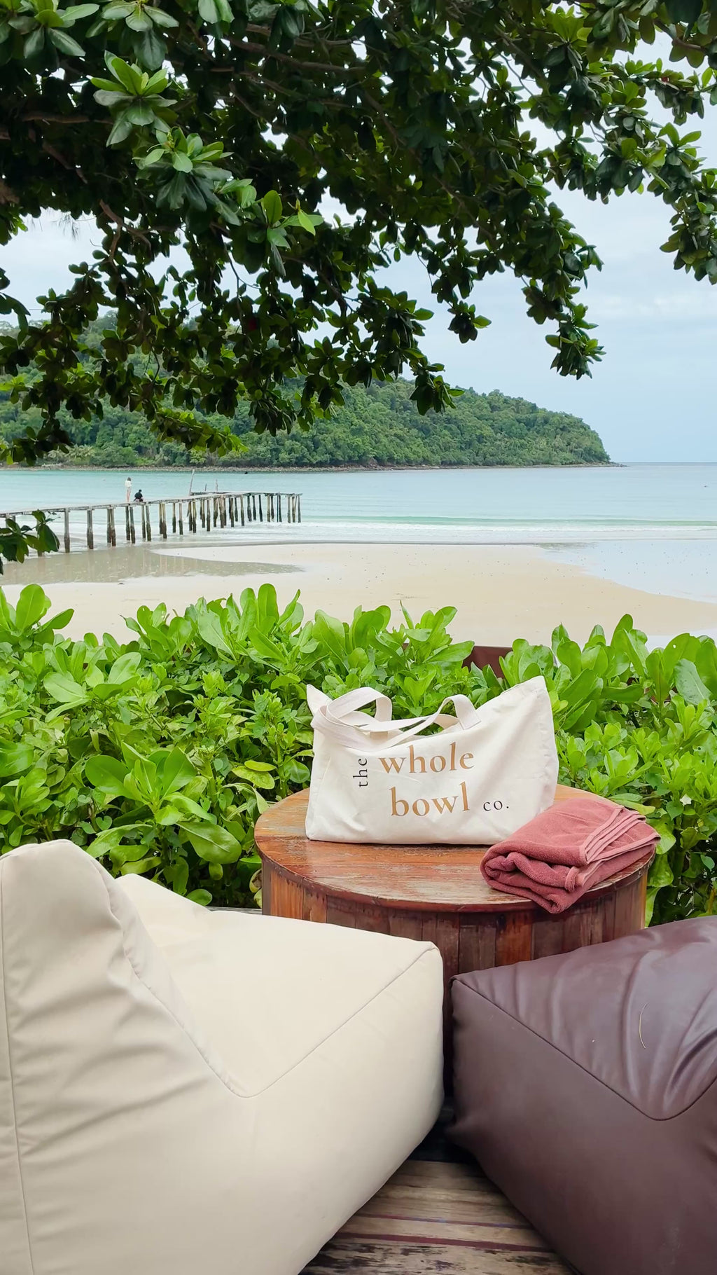 Canvas Tote Spotted in Thailand 